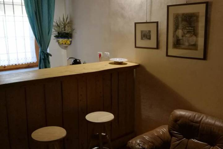 Lounge 17 of 30