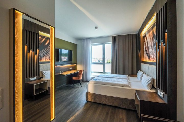 Room 44 of 88