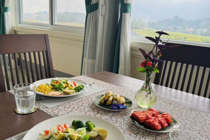 Lounge 217 of 272