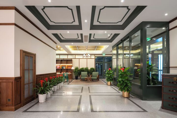 Hotel Interior 5 of 58
