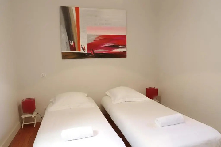 Room 3 of 17