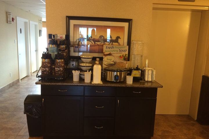 Breakfast area