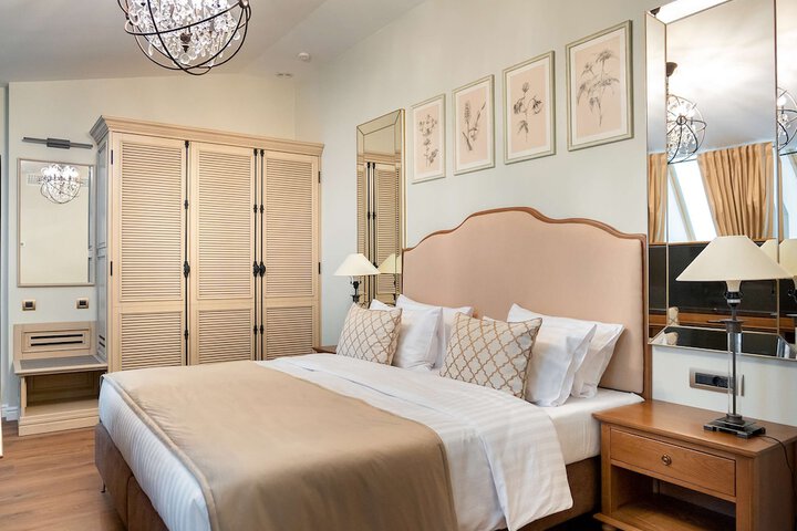 Room 25 of 116