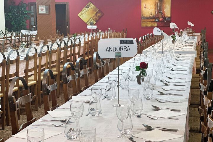 Dining 54 of 69