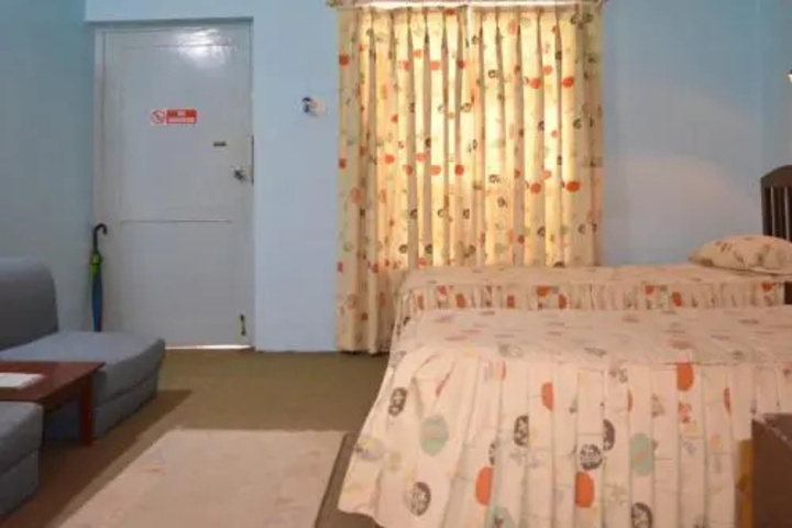 Room 5 of 21
