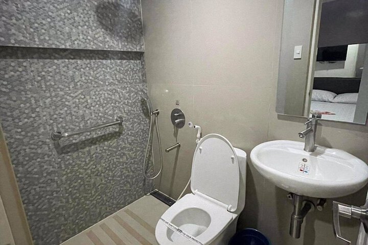 Room 13 of 24