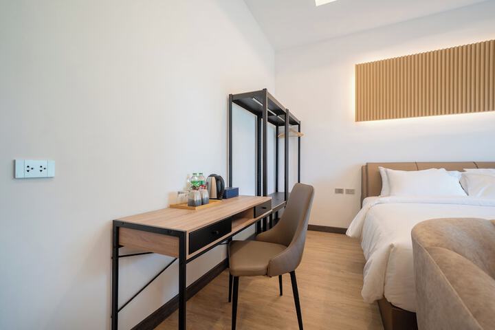Room 20 of 84