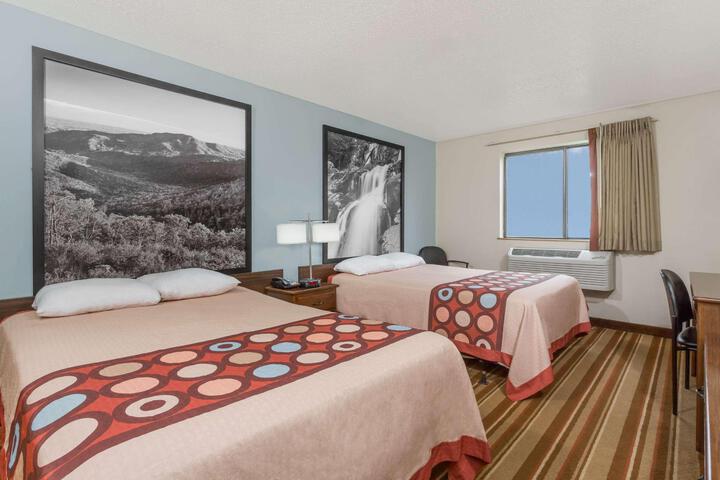2 Double Beds (2 of 7)