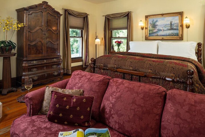 Room 27 of 162