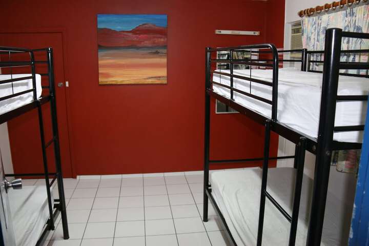 Room 5 of 10