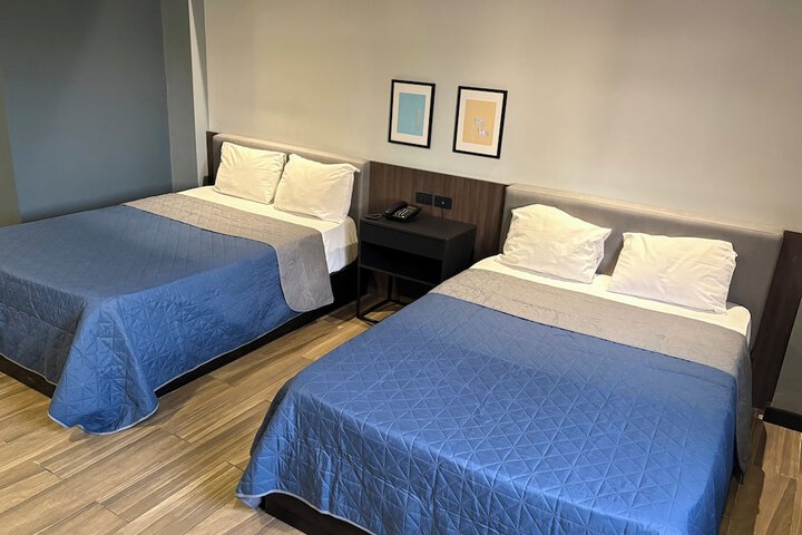Room 9 of 20