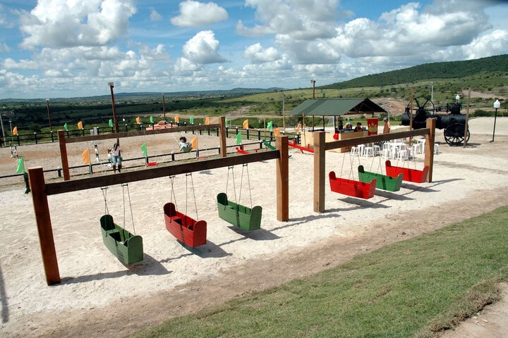 Children's play area - outdoor