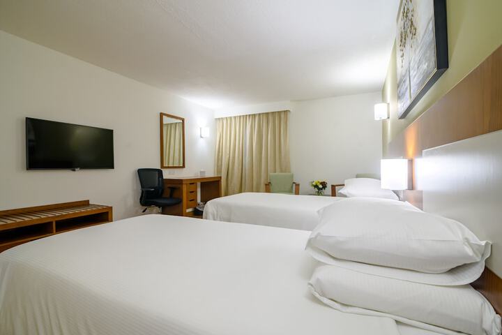 Room 8 of 64