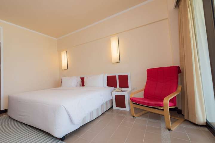 Room 15 of 149