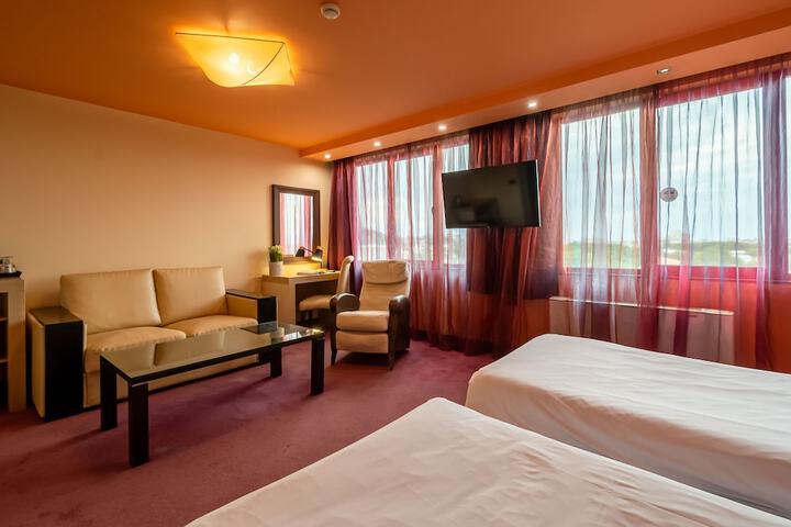 Room 14 of 49