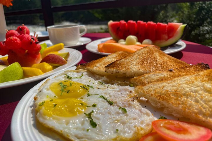 Breakfast/Coffee Service 114 of 166