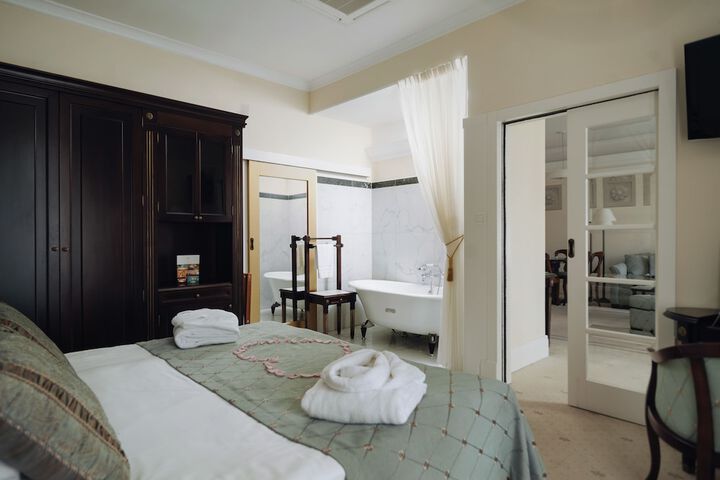 Room 26 of 89