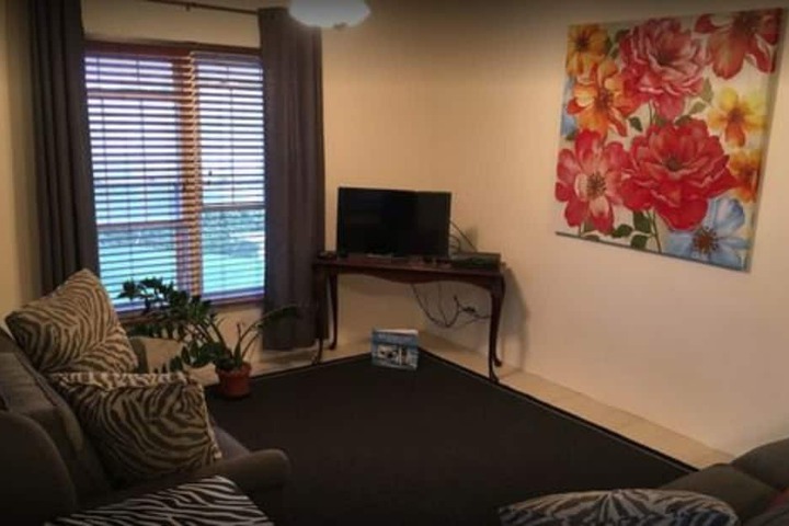Room 10 of 23
