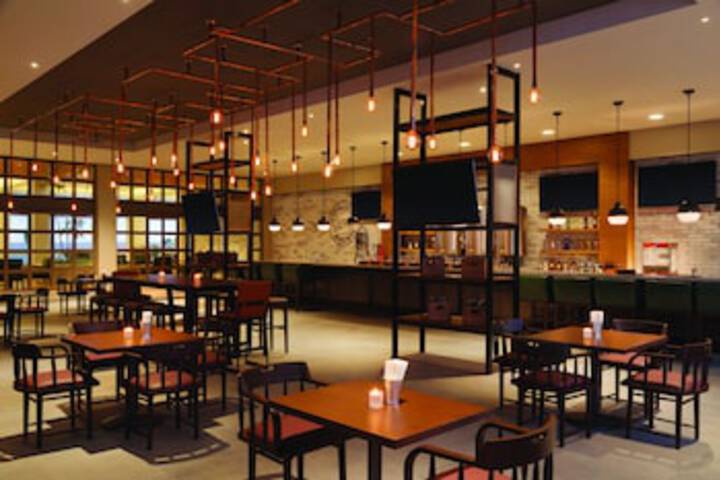 Dining 166 of 342