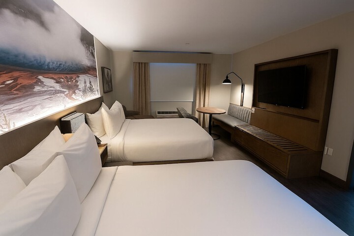 Room 6 of 22