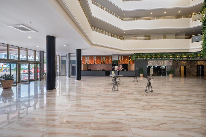 Hotel Interior 4 of 121