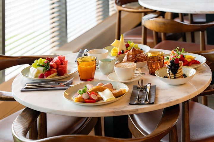 Breakfast/Coffee Service 33 of 51