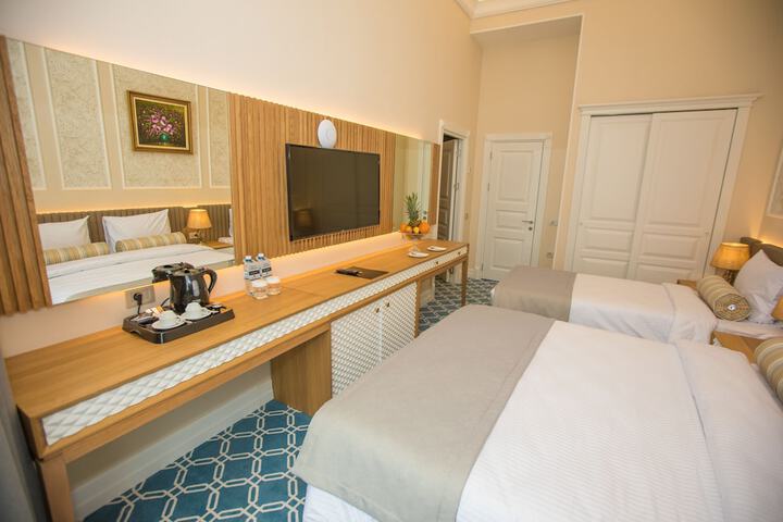 Room 9 of 52