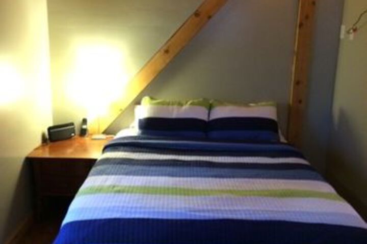 Room 8 of 14