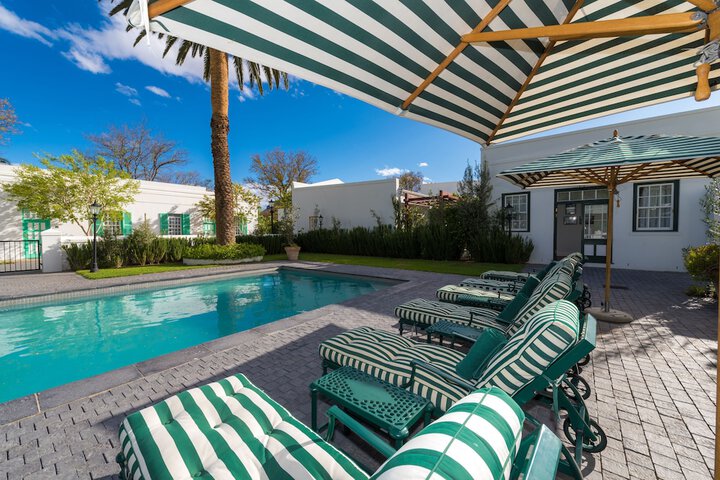 Pool 47 of 120