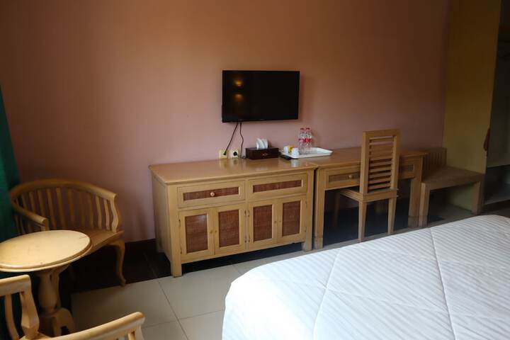 Room 5 of 15