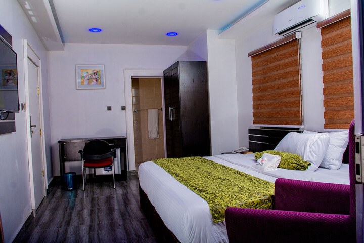 Whitevill Hospitality and Homes