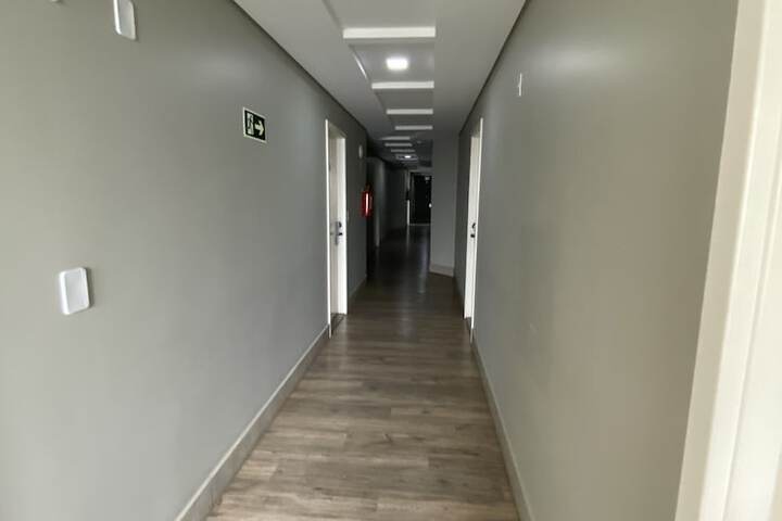 Ballroom/Hall 38 of 45