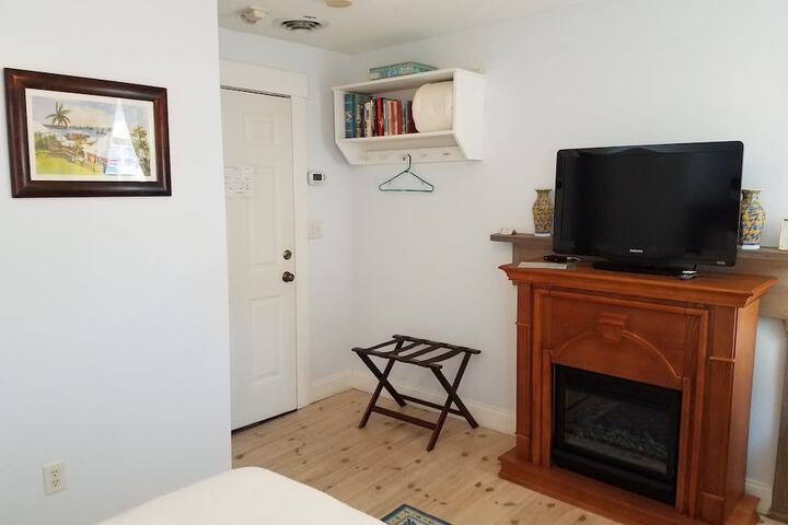 Room 10 of 45