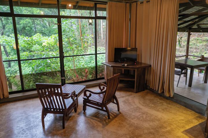 Room 56 of 164