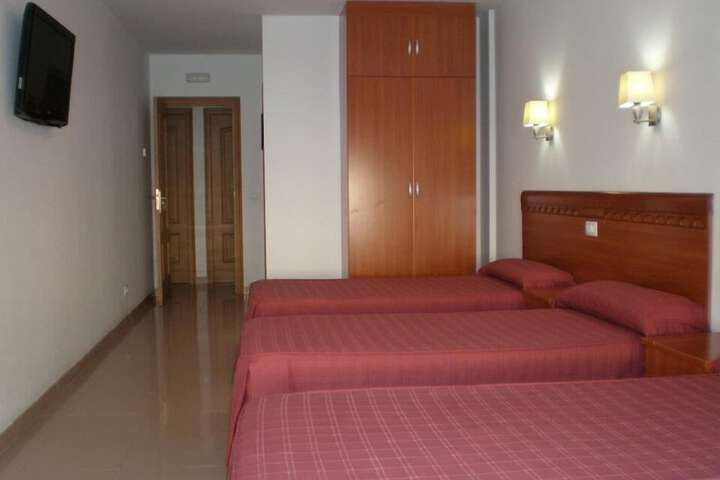 Room 8 of 8