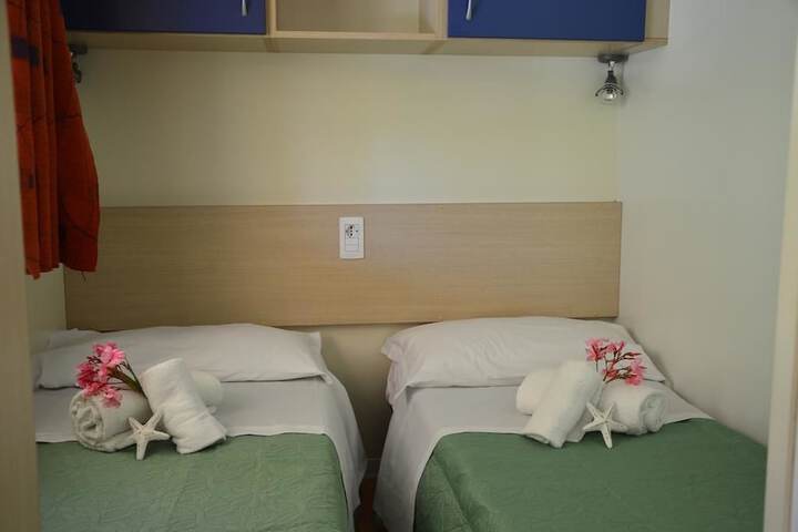 Room 9 of 51
