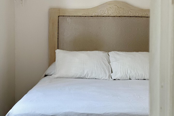 Room 4 of 15