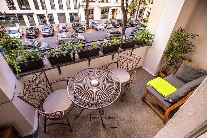 Terrace/Patio 133 of 136