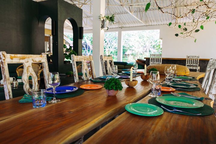Dining 59 of 82