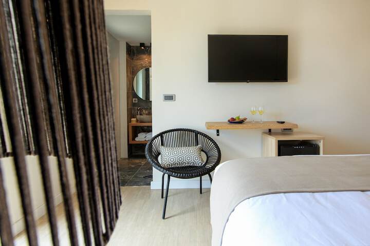 Room 15 of 73