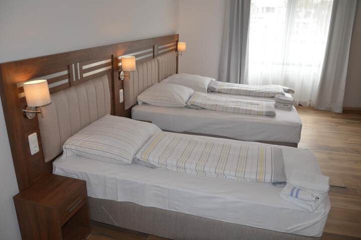 Room 20 of 29