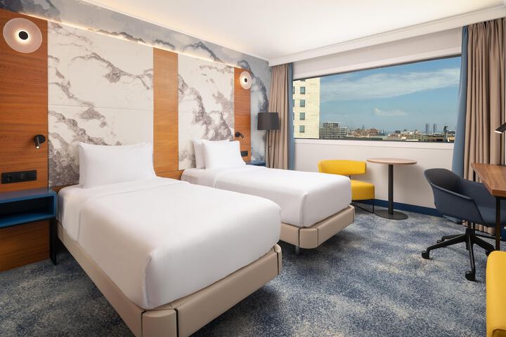 Room 31 of 119