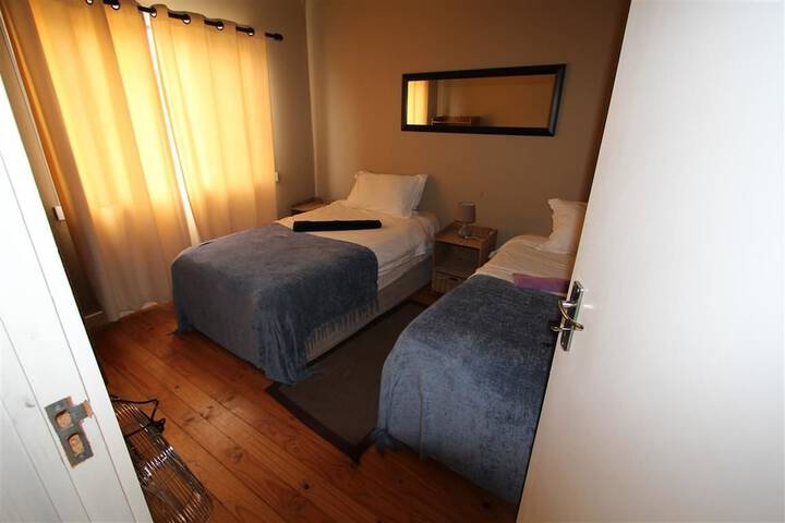 Room 6 of 73