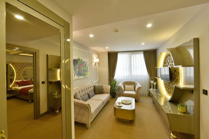 Room 49 of 102