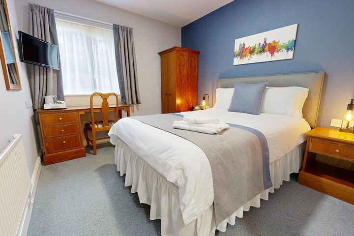 Room 14 of 48