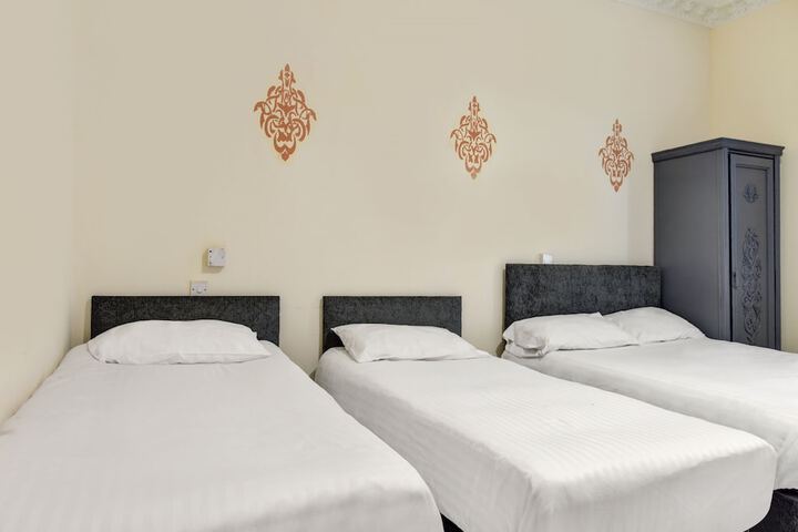 Room 15 of 61