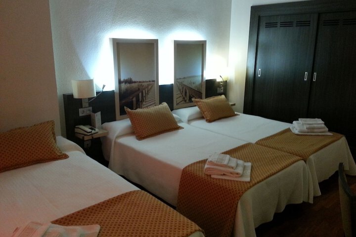 Room 11 of 39