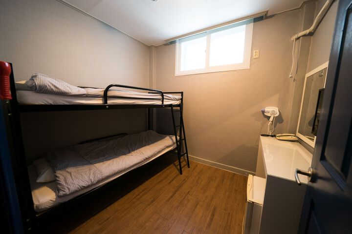 Room 29 of 62