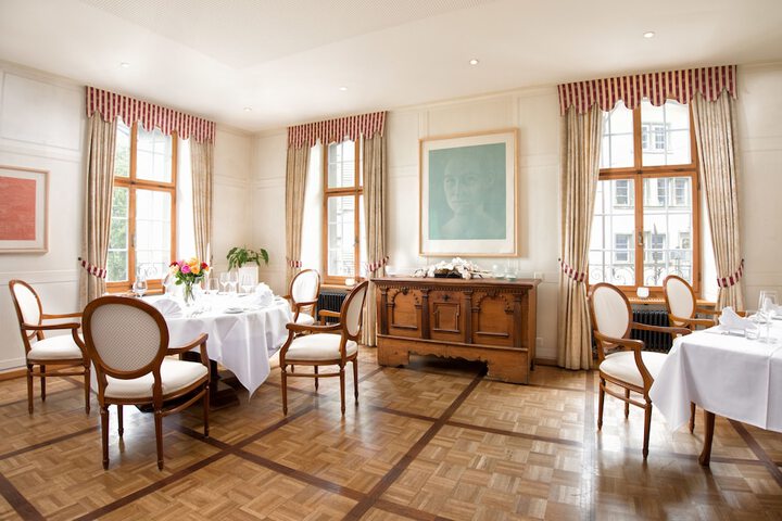 Dining Photos