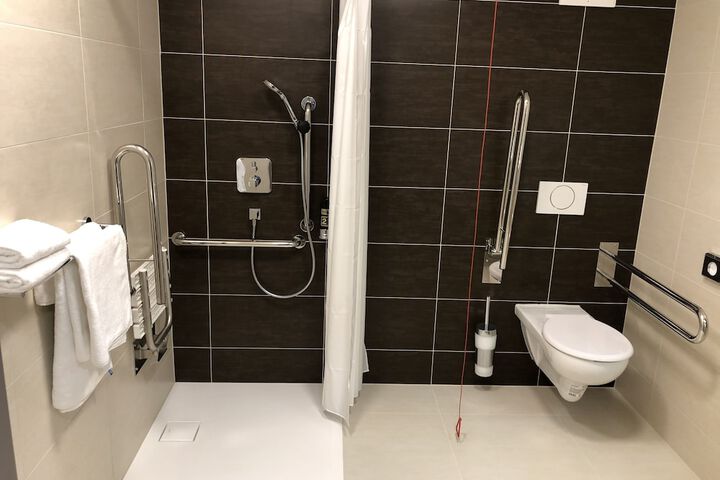 Room 19 of 39
